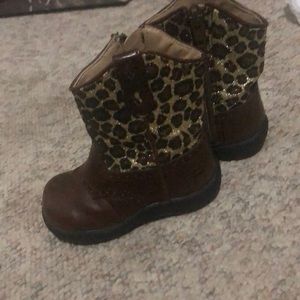 Toddler boots size 5
